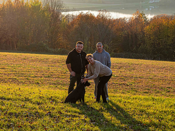 animal resort team with dog